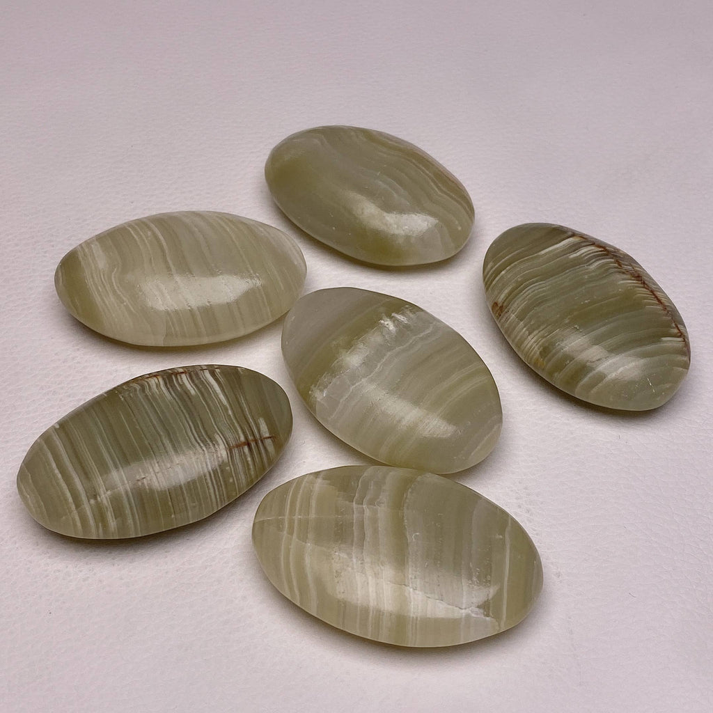 Afghanische-Jade Handstein circa 5cm