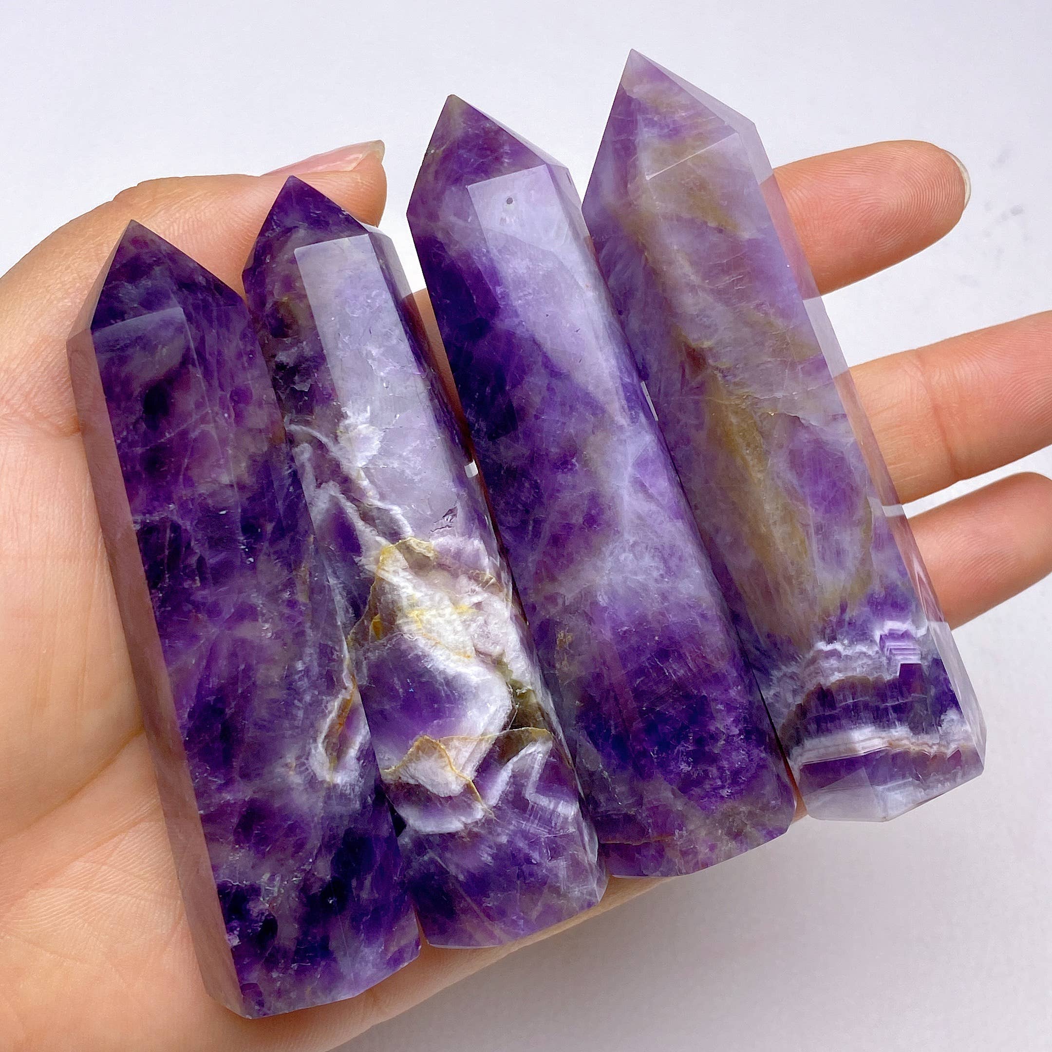 Amethyst-Obelisk