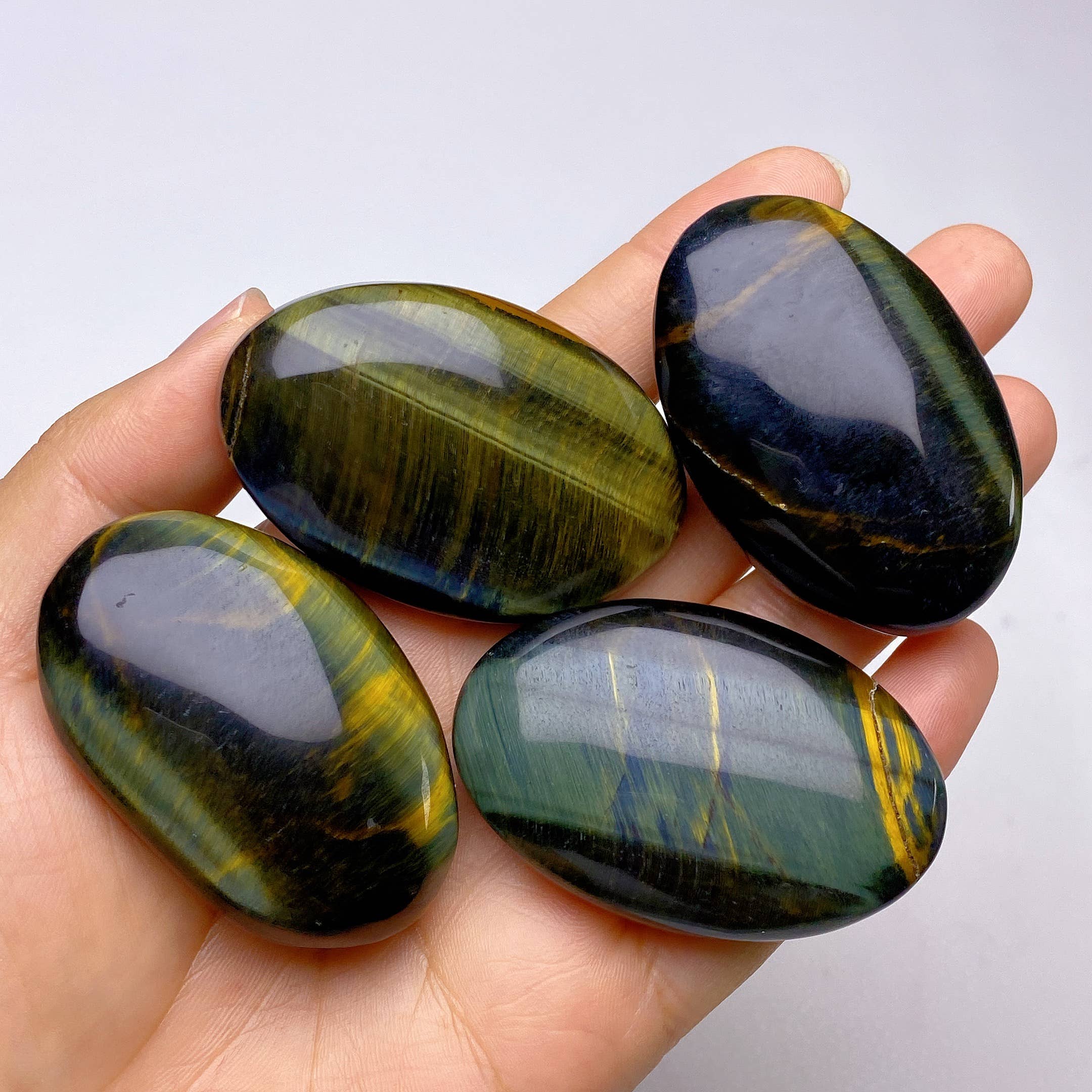 Blauer Tigerauge Handstein