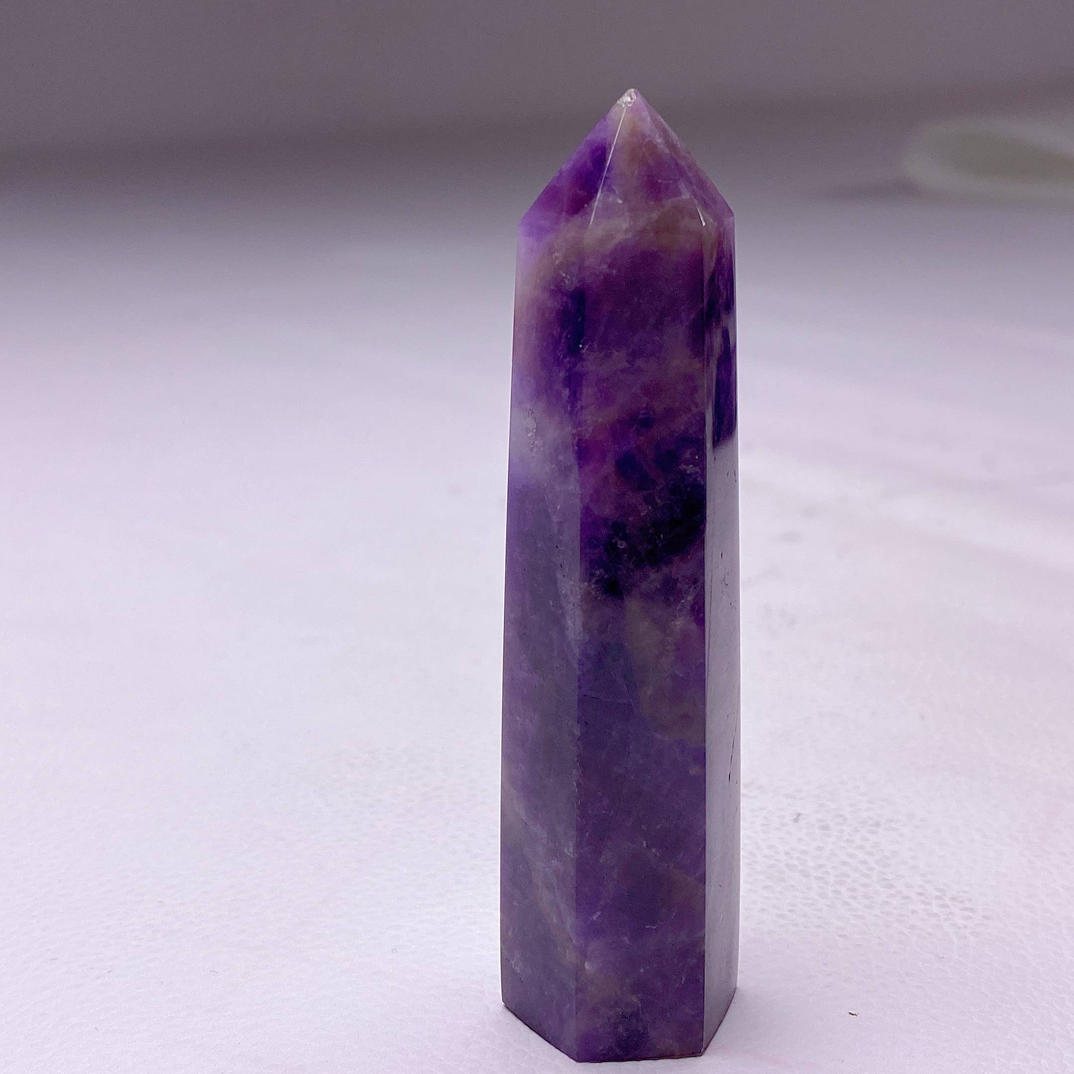 Amethyst-Obelisk