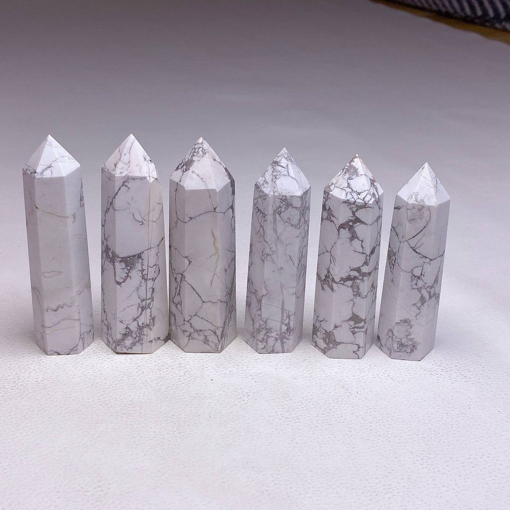 Howlith-Obelisk