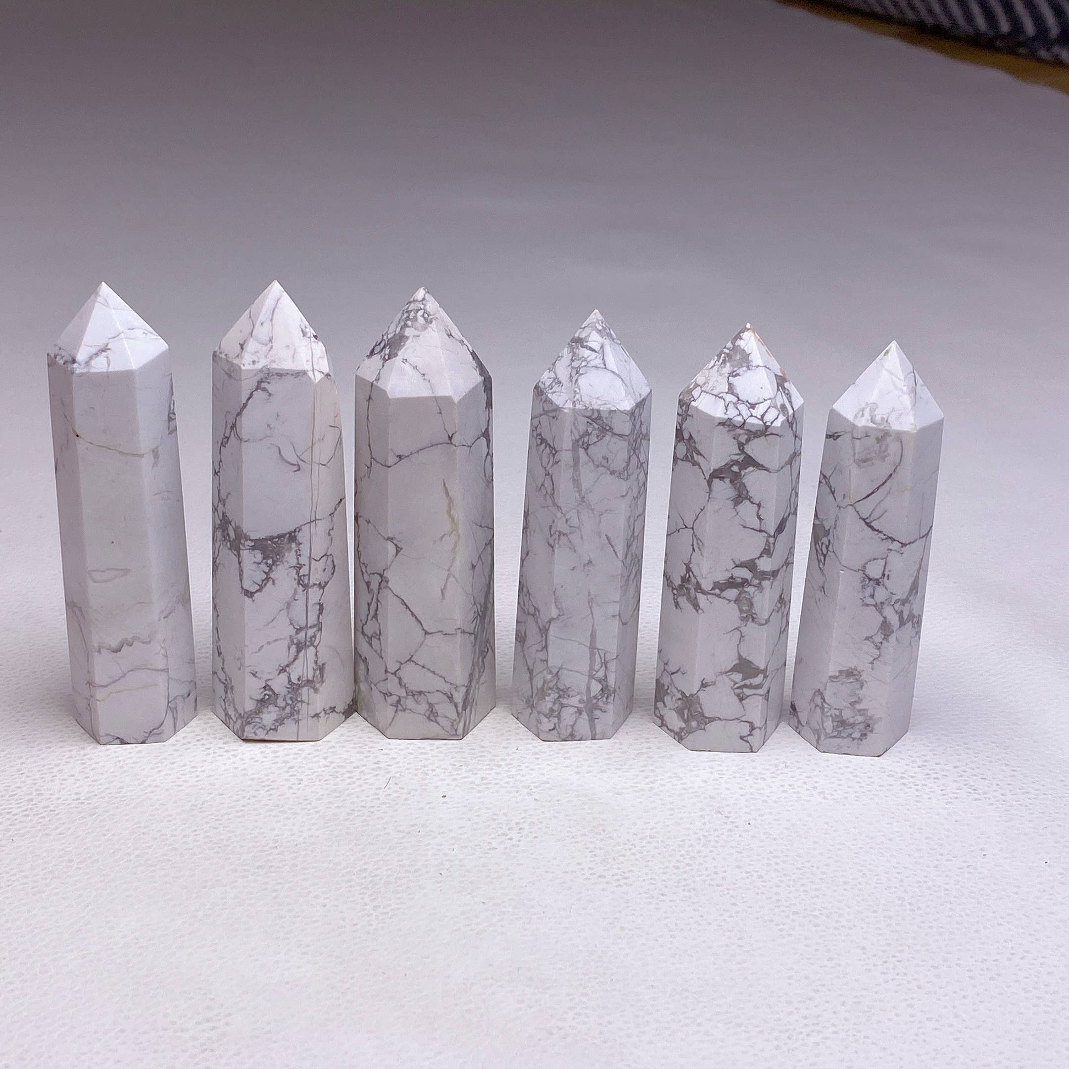 Howlith-Obelisk